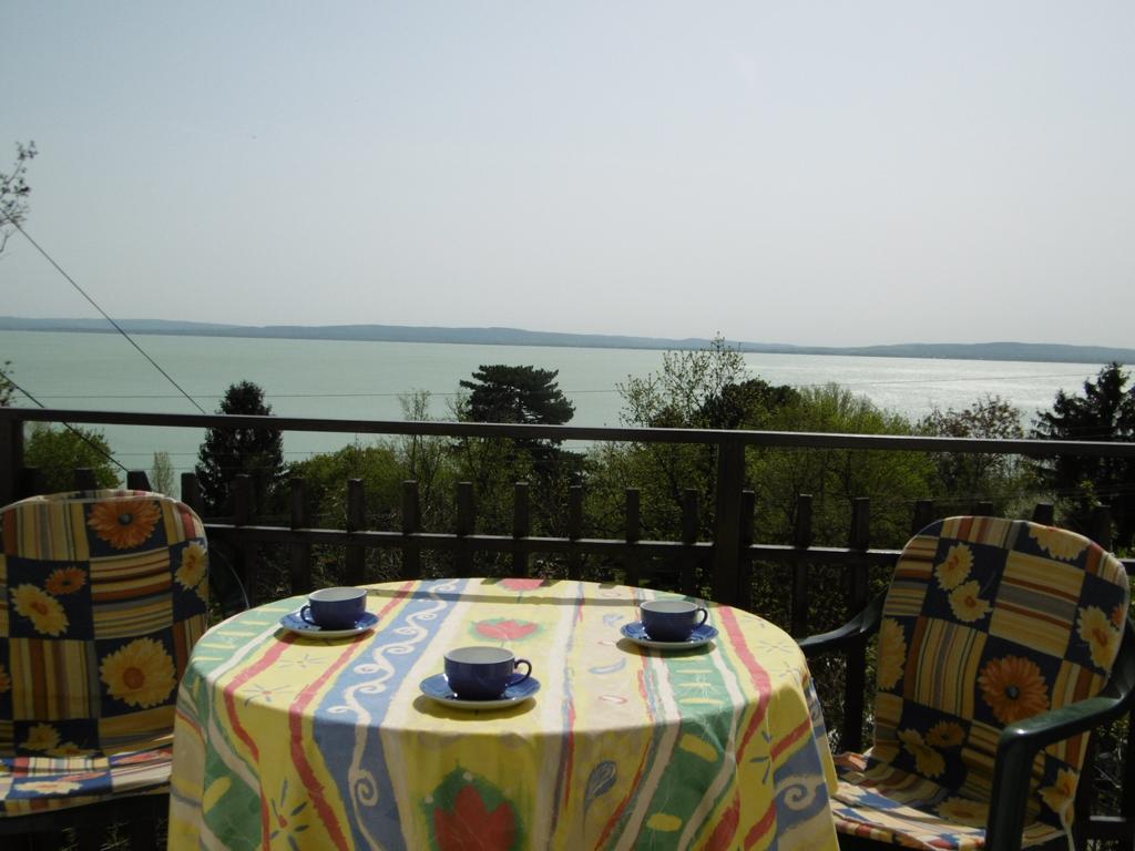 Panorama Vendeghaz Apartment Balatonszepezd Luaran gambar