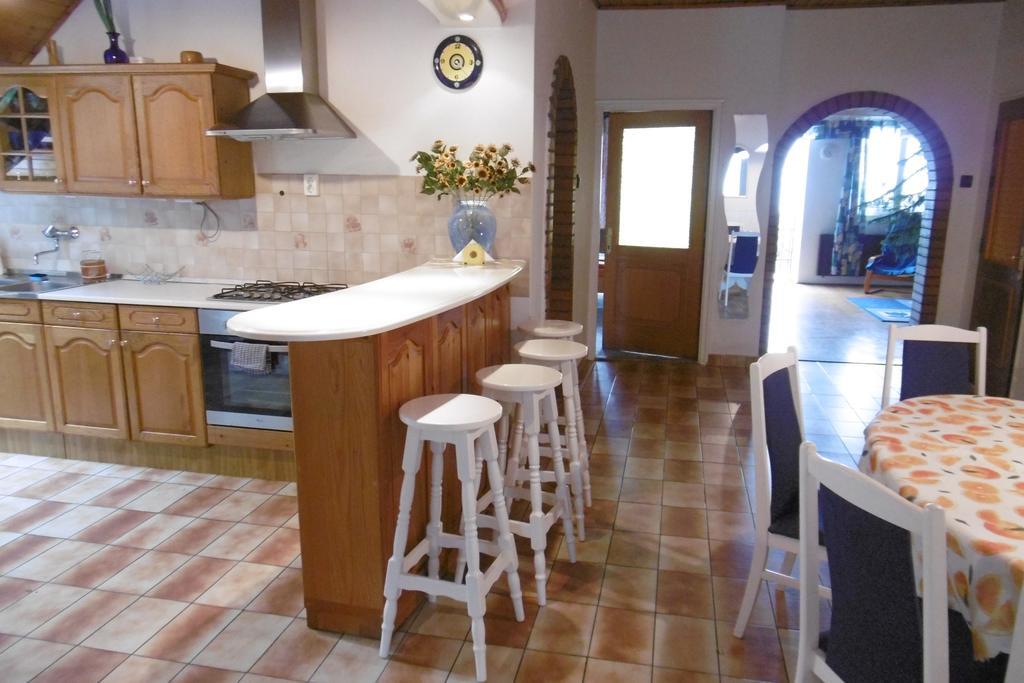 Panorama Vendeghaz Apartment Balatonszepezd Bilik gambar